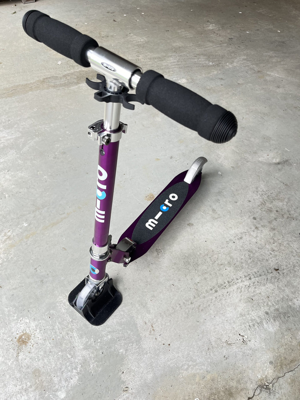 Children's Scooter Stand