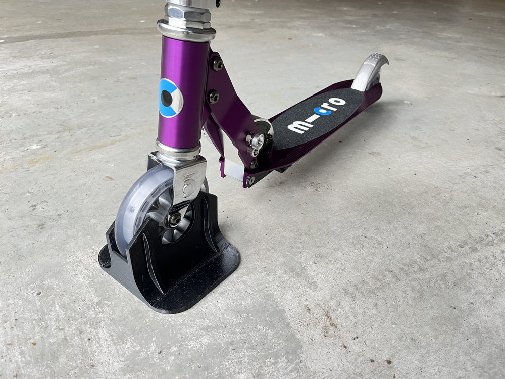 Children's Scooter Stand